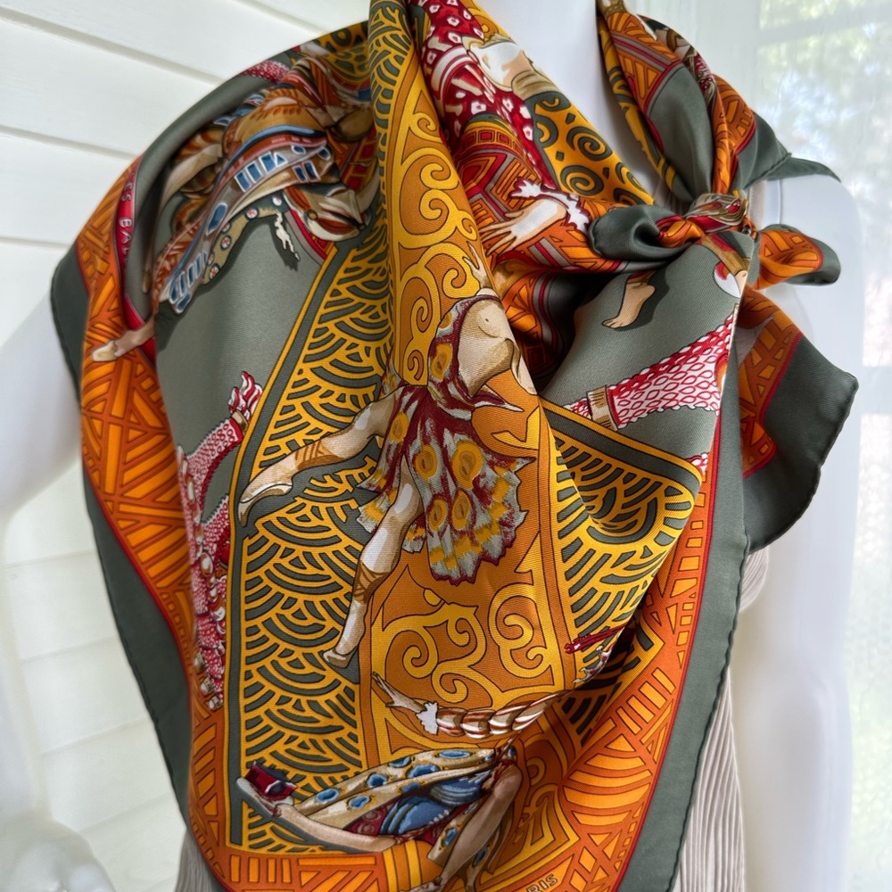 Hermes Les Ballets Russes silk scarf shawl wrap vintage by Annie Faivre 90 cm - Picture 10 of 17